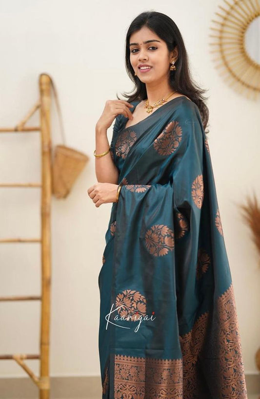 Rama Soft Silk Saree with Classic Blouse Piece