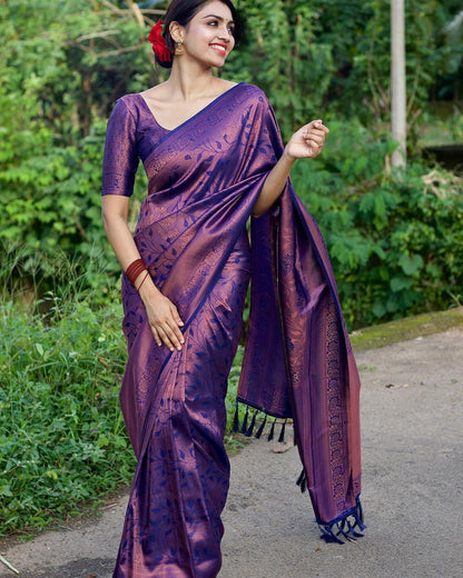 Blue colored Soft Silk Saree With Lovely Blouse Piece