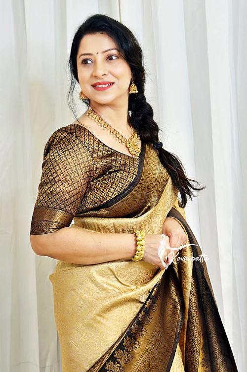 Women's Banarasi Jacquard Soft Lichi Silk Saree with Blouse Piece, Light Yellow