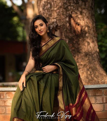Amazing Green Soft Silk Saree with Unique Blouse Piece