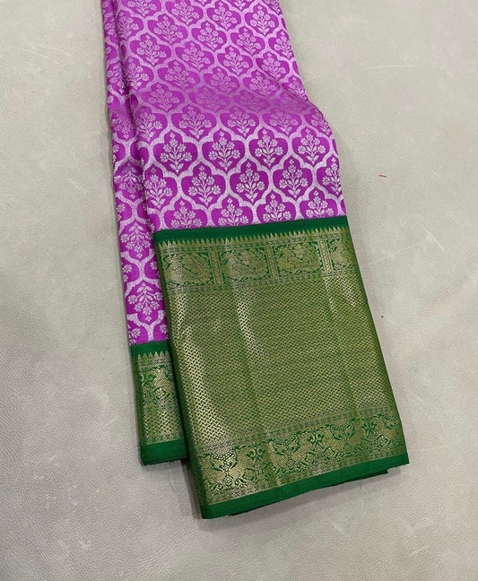 Purple Women's Weaving Jacquard Saree With Designer Pallu and Beautiful Weaving Blouse