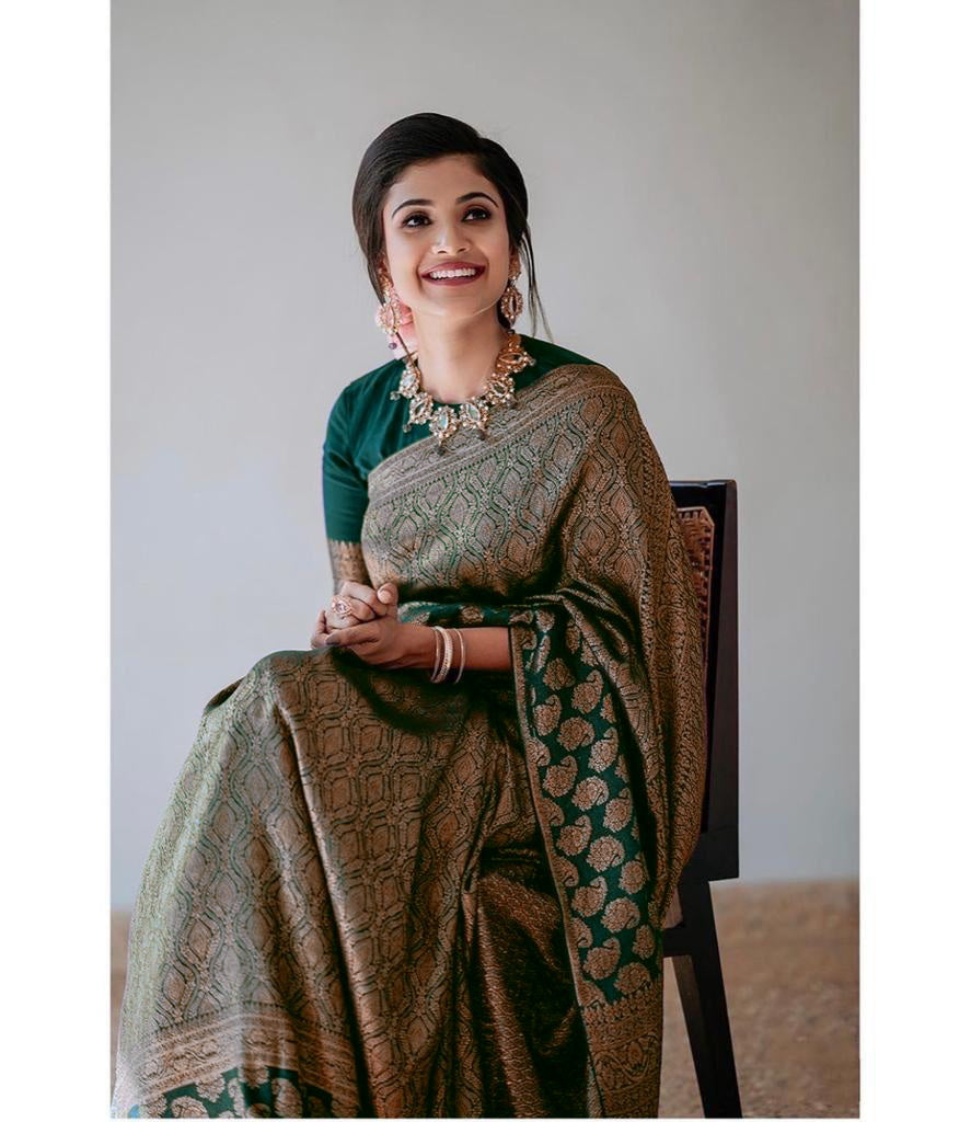 Amazing Green Soft Banarasi Silk Saree with Unique Blouse Piece